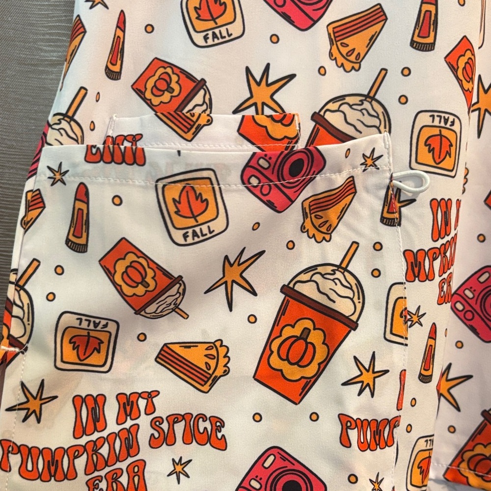 BNWT Women's Fall Scrub Top size Large “in my pumpkin spice era” - Picture 3 of 7